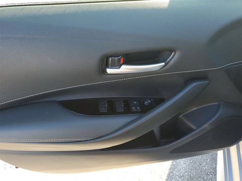 Used 2024 Toyota Corolla SE image 18