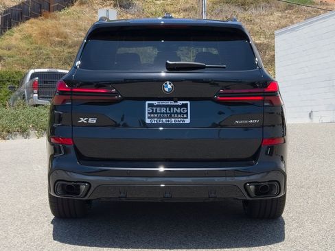 New 2026 BMW X5 xDrive40i w/ M Sport Package AWD/4WD image 19