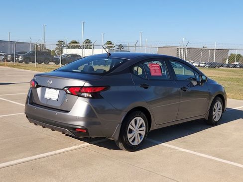 Certified 2025 Nissan Versa S w/ Trunk Package image 5
