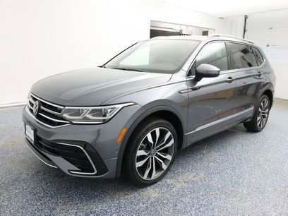 Used 2023 Volkswagen Tiguan SEL R-Line