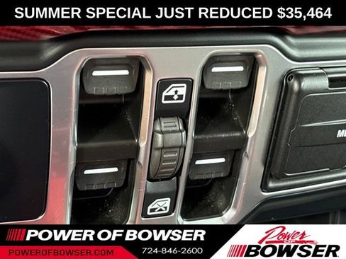 Used 2023 Jeep Gladiator Rubicon w/ Cold Weather Group AWD/4WD image 21