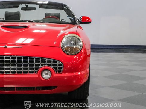 Used 2002 Ford Thunderbird RWD image 22