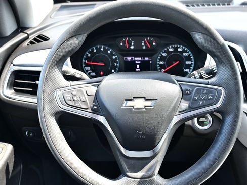 Used 2024 Chevrolet Equinox LS image 16