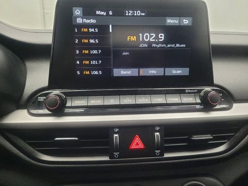 Used 2021 Kia Forte LXS FWD image 25