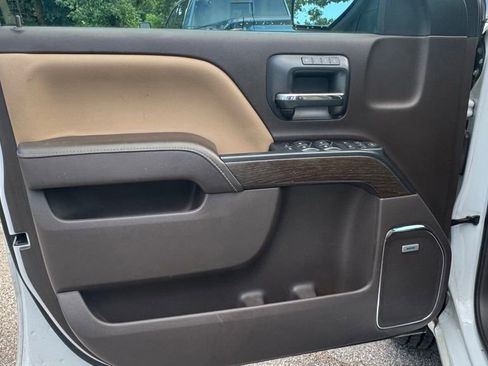 Used 2017 GMC Sierra 1500 Denali AWD/4WD image 17