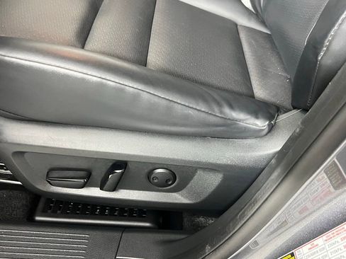 Used 2023 Nissan Rogue SV w/ SV Premium B Package image 23