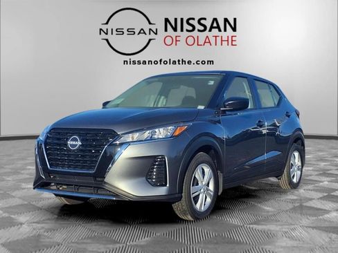 Used 2025 Nissan Kicks Play S image 1