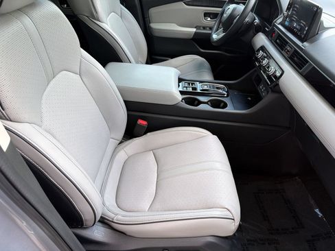 Used 2024 Honda Pilot Elite image 24