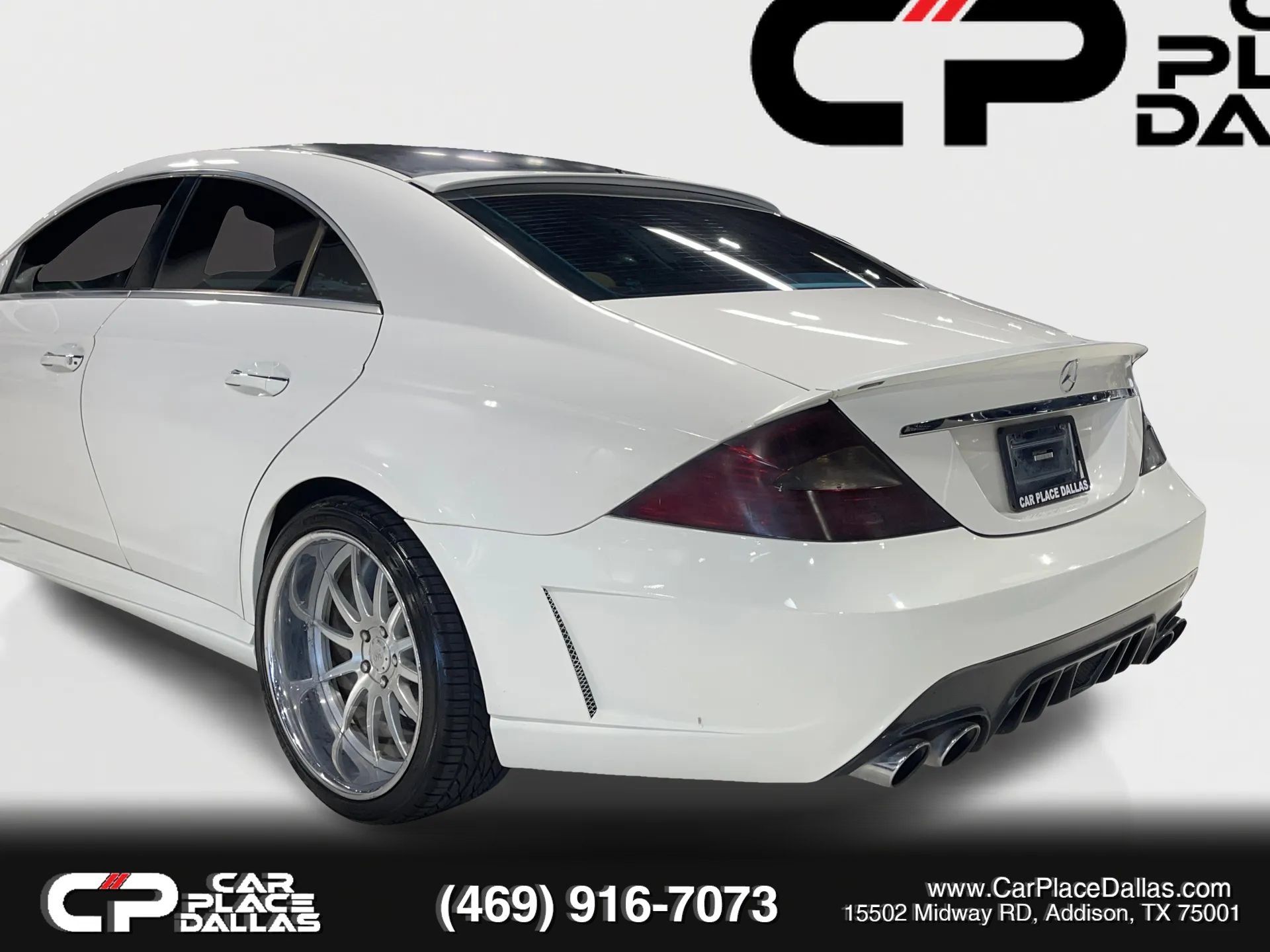 Used 2006 Mercedes-Benz CLS 500 w/ Entertainment Pkg image 10