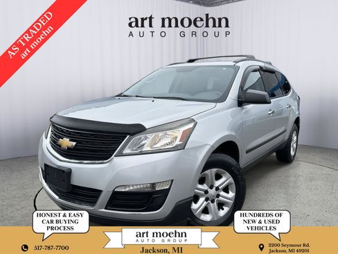 Used 2016 Chevrolet Traverse LS FWD image 1