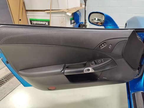 Used 2009 Chevrolet Corvette Convertible w/ Preferred Equipment Group image 19