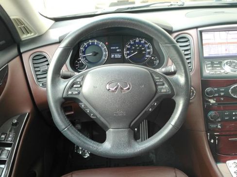 Used 2017 INFINITI QX50 2WD w/ Technology Package image 28