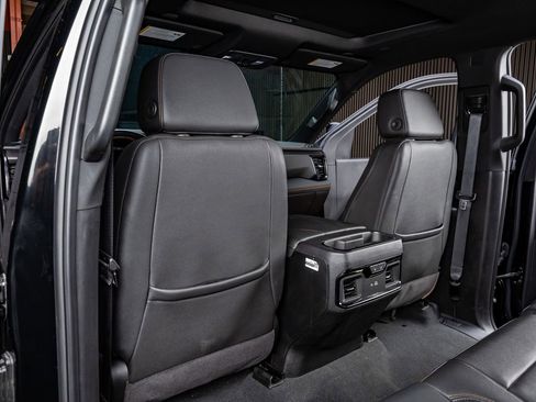 Used 2024 GMC Sierra 2500 AT4 w/ AT4 Premium Plus Package AWD/4WD image 27