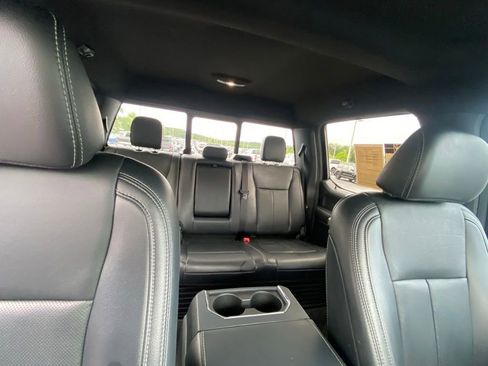 Certified 2022 Ford F250 Lariat w/ Black Appearance Package AWD/4WD image 27