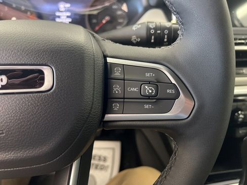 New 2026 Jeep Compass Limited image 11