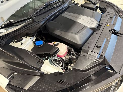 Used 2022 Kia EV6 GT-Line w/ GT-Line Suede Seat Package image 38