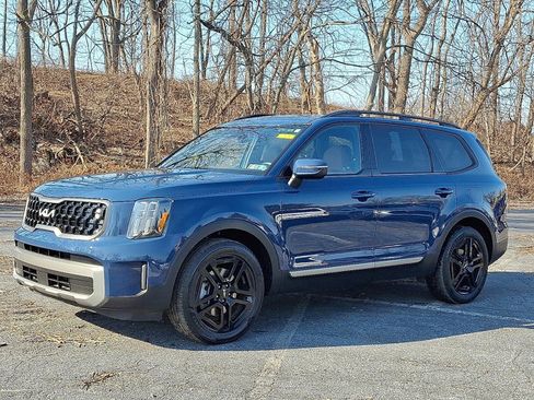 Used 2023 Kia Telluride EX X-Line AWD/4WD image 3