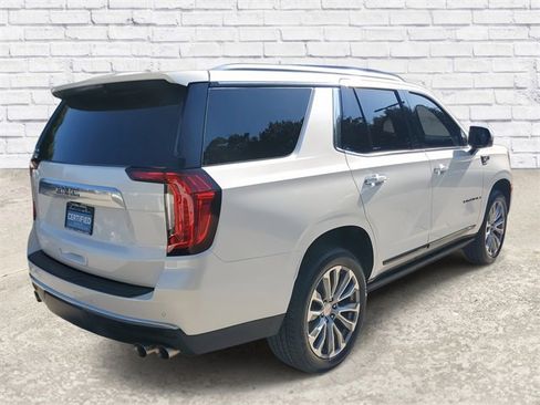 Certified 2021 GMC Yukon Denali w/ Denali Premium Package image 4