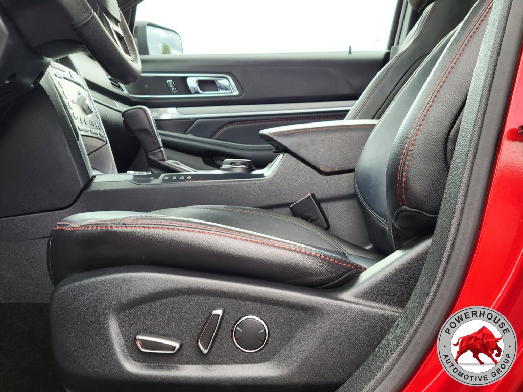 Used 2017 Ford Explorer Sport w/ Equipment Group 401A AWD/4WD image 26