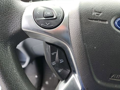 Used 2018 Ford Transit 250 Base image 26