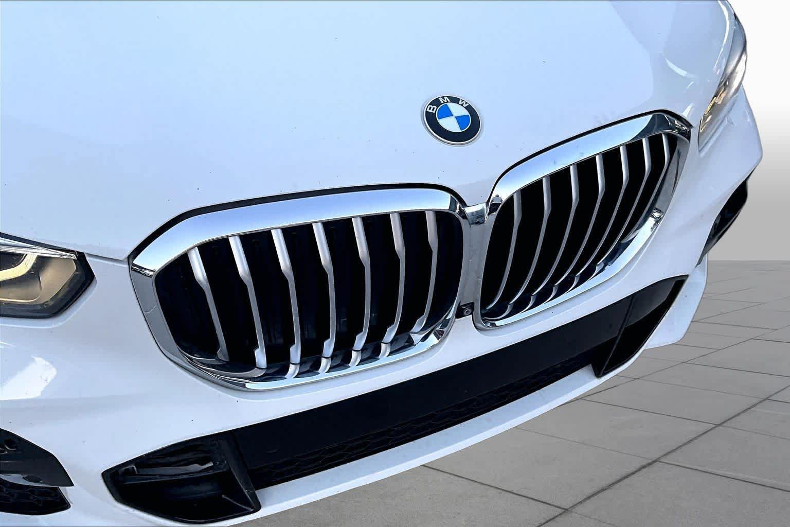 Used 2019 BMW X5 xDrive40i w/ M Sport Package AWD/4WD image 32
