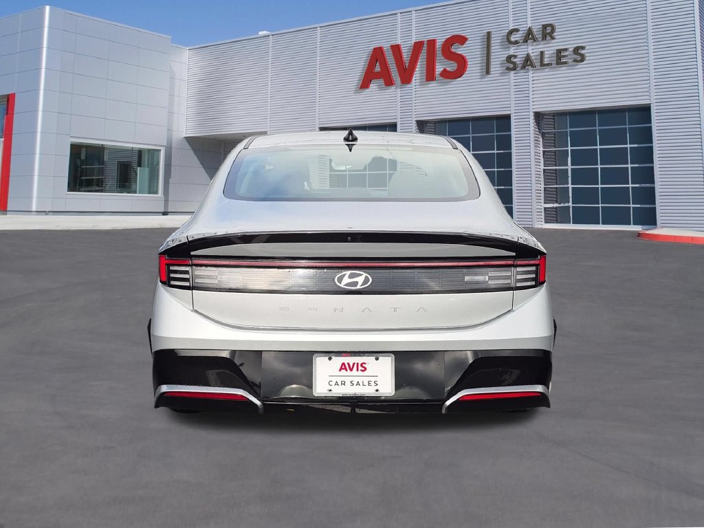 Used 2025 Hyundai Sonata SEL FWD image 7