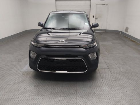 Used 2020 Kia Soul LX FWD image 15