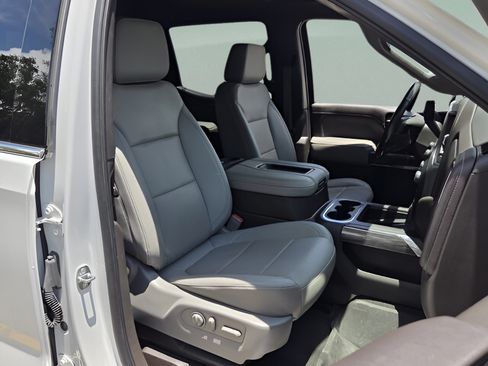 Certified 2021 Chevrolet Silverado 1500 LTZ AWD/4WD image 15