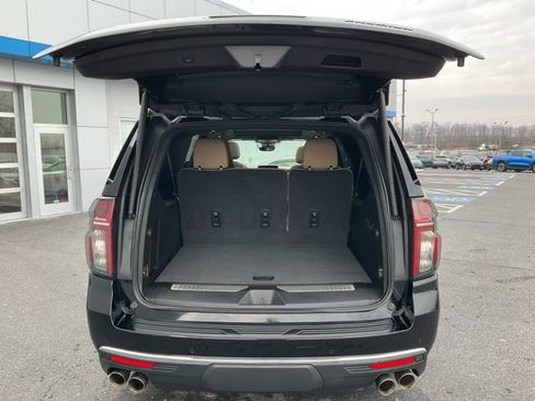 Certified 2023 Chevrolet Suburban Premier image 20