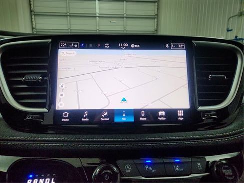 New 2026 Chrysler Pacifica Limited w/ S Appearance Package image 28