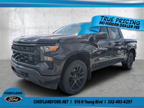 Used 2023 Chevrolet Silverado 1500 Custom w/ LPO, Dark Essentials Package RWD image 1