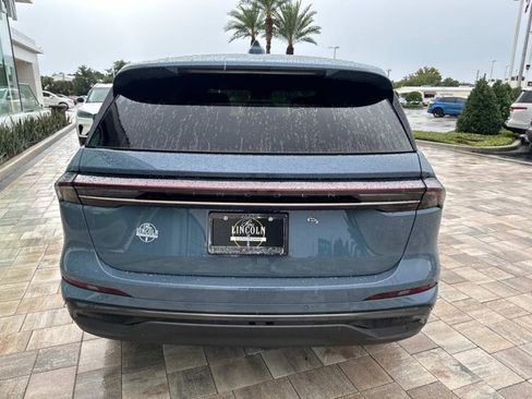 New 2025 Lincoln Nautilus Premier w/ Jet Appearance Package image 3