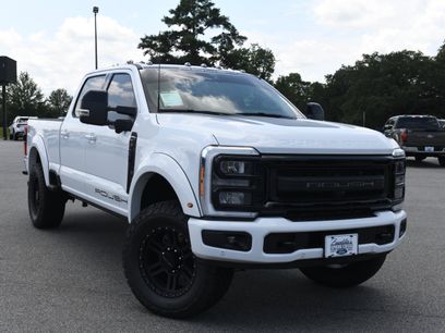 New 2026 Ford F250 Lariat w/ Black Appearance Package