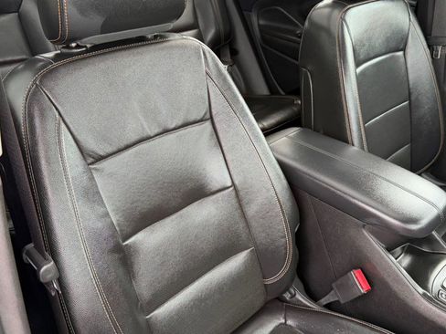 Used 2018 GMC Terrain SLT w/ Infotainment Package II FWD image 29
