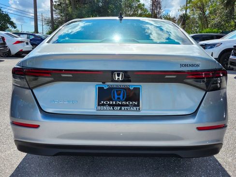New 2025 Honda Accord SE image 12