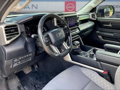 Used 2023 Toyota Tundra SR5 w/ SR5 Convenience Package AWD/4WD image 17