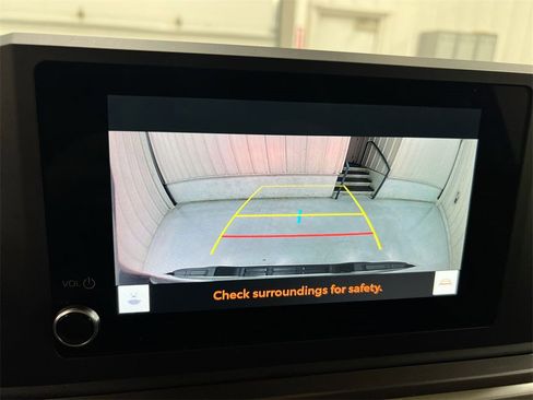 Used 2024 Toyota Tacoma SR5 image 15