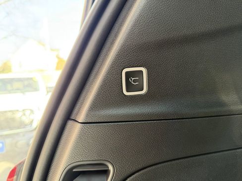 New 2026 Chrysler Pacifica Select image 32