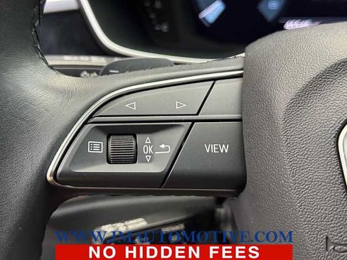 Used 2025 Audi Q3 2.0T Premium AWD/4WD image 40