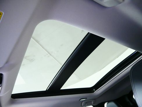 New 2026 Mitsubishi Outlander SEL AWD/4WD image 8
