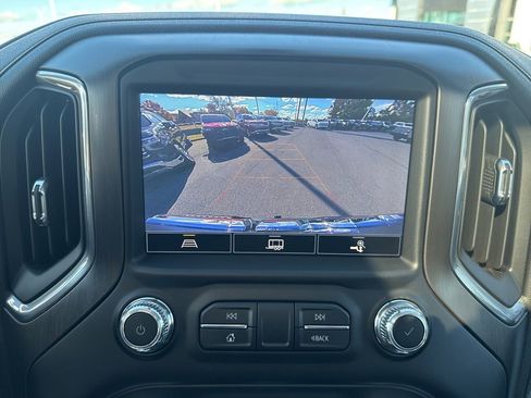 Used 2021 GMC Sierra 1500 AT4 w/ AT4 Value Package image 22