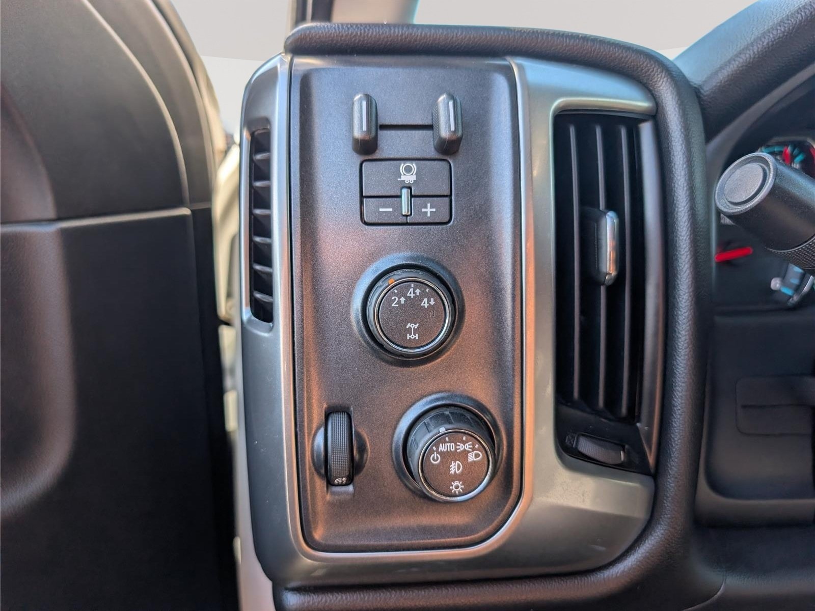 Used 2016 Chevrolet Silverado 3500 LT w/ LT Convenience Package AWD/4WD image 24
