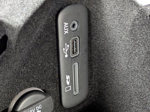 Used 2015 Dodge Challenger R/T Plus image 24