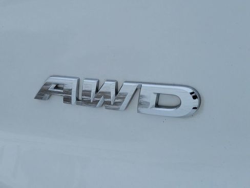 Used 2023 Honda Passport EX-L image 6