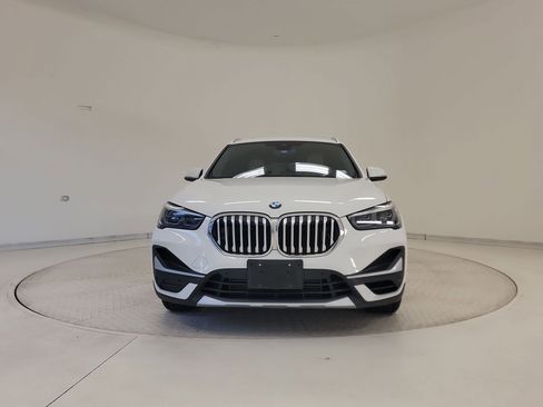 Used 2021 BMW X1 xDrive28i w/ Premium Package image 4
