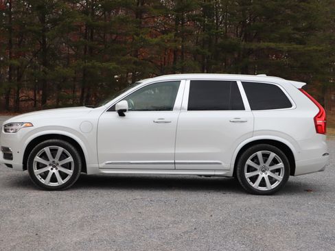 Used 2017 Volvo XC90 T8 Excellence image 51