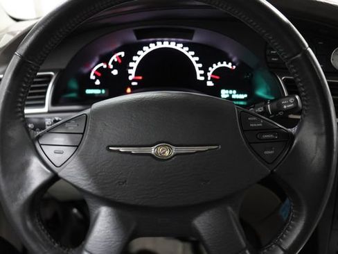 Used 2004 Chrysler Pacifica AWD image 18