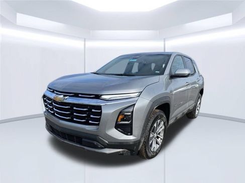Used 2026 Chevrolet Equinox LT AWD/4WD image 12