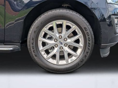 Used 2021 Ford Expedition XLT RWD image 11