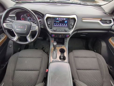 Used 2018 GMC Acadia SLE image 16